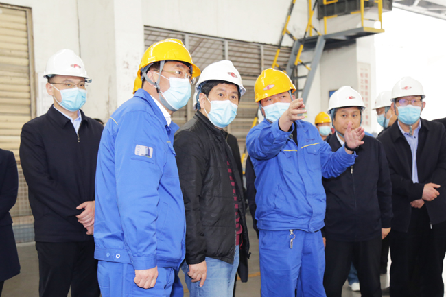 洛陽(yáng)市委常委、常務(wù)副市長(zhǎng)孫延文到萬(wàn)基調(diào)研指導(dǎo)工作